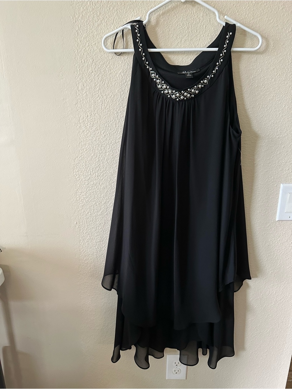 S. L. Fashions Black Embellished Neckline Sleeveless Dress size 16/ NWOT 1364